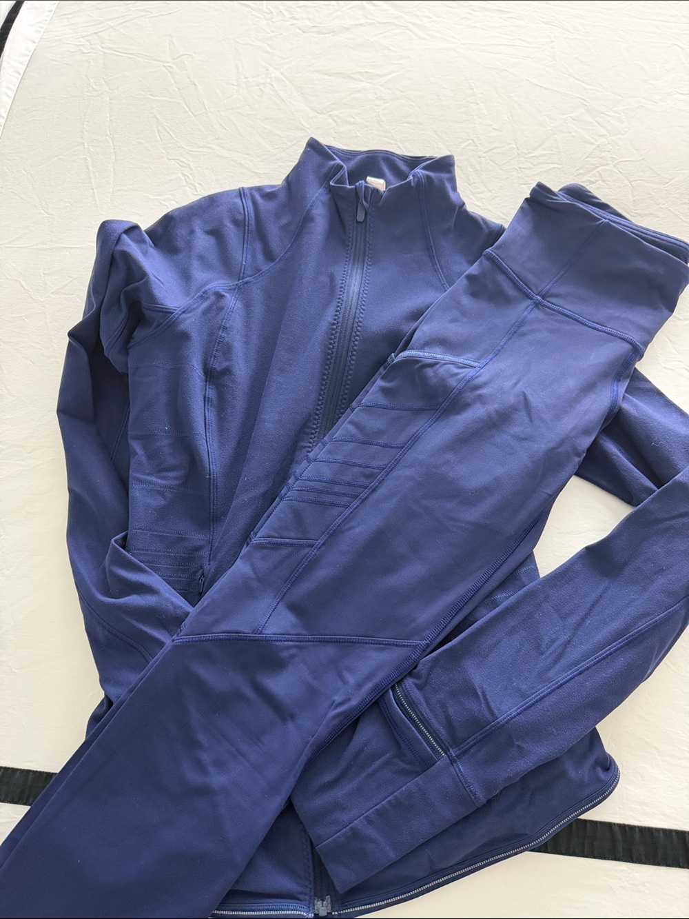 lululemon athletica navy blue zip jacket and matching pants